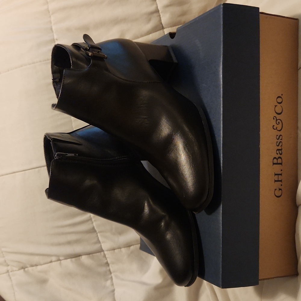 G.H. Bass & Co. SZ 8.5W Dark Brown Ankle Boots - Picture 2 of 7